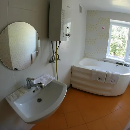 Tvirtove Apartment